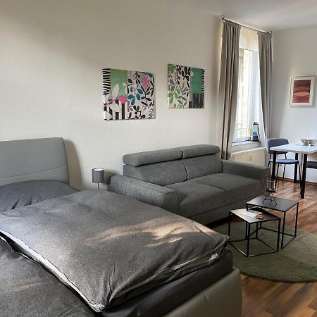 Zentrale Ferienwohnung Mit Balkon In Aachen Eksteriør bilde